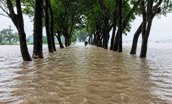 দেশজুড়ে ভারি বৃষ্টির পূর্বাভাস