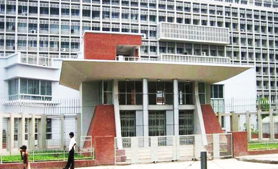 সংযুক্ত ছবি
