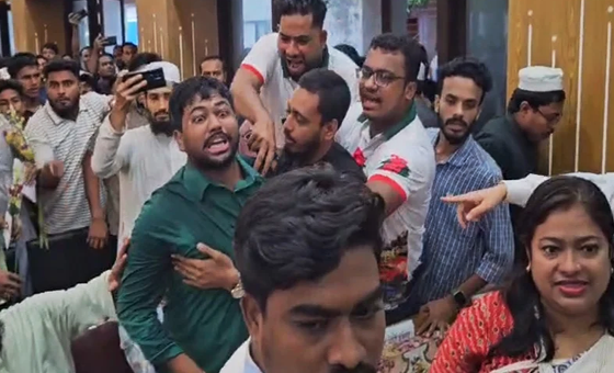 লক্ষ্মীপুরে জুলাই দিবসের অনুষ্ঠানে বক্তব্য ঘিরে দুই পক্ষের হট্টগোল