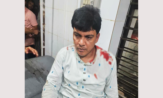 আনোয়ারায় এনসিপি নেতাকে রামদা দিয়ে কুপিয়ে জখম