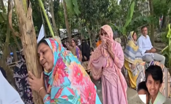 পানিতে পড়ে কিশোর সালমান নিখোঁজ